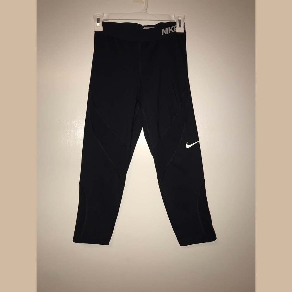 Nike dry-fit Capri leggings
